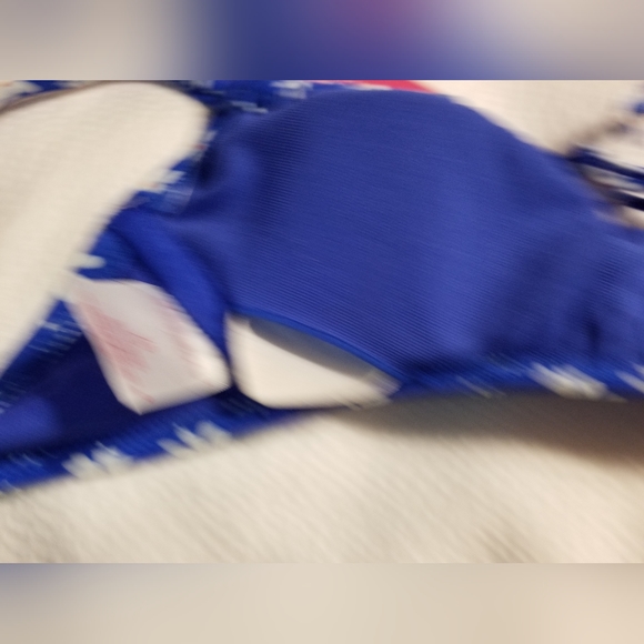 NWT PADDED SWIMSUIT BRA TOP REMOVABLE PADS DRAWSTTING FEATURE XS - Picture 4 of 5